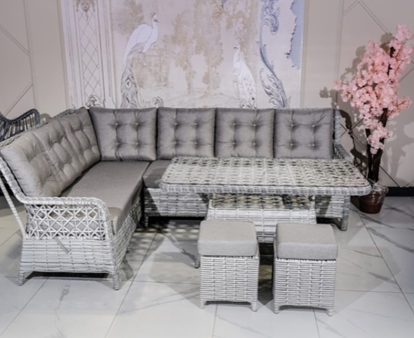 519368594_18156895495375085_5400455066193937123_n.